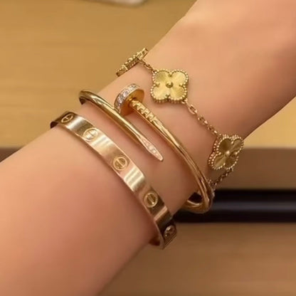 Effortless Gold Stack 1.0