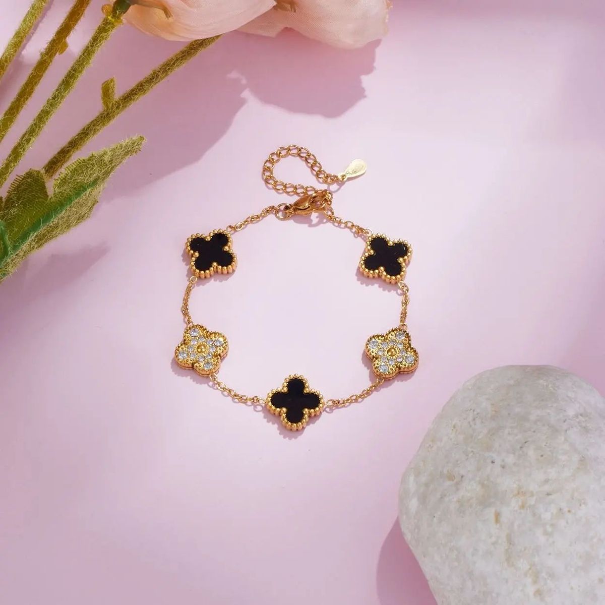 Black & Gold Clover Bracelet