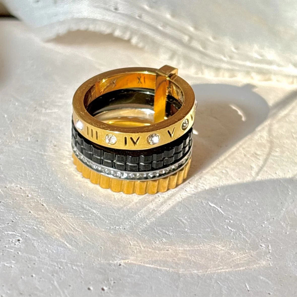 Quadra Luxe Ring